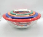 Pyrex Glass Mixing Bowls 8 Piece set 4 Bowls 4 Lids 1-4 Quarts New Sealed USA