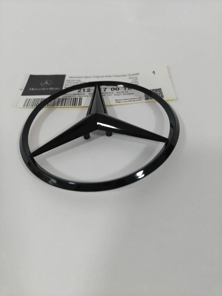 W212 SEDÁN MERCEDES AMG E350 NEGRO BRILLANTE ESTRELLA EMBLEMA TAPA MALETERO TRASERO LOGOTIPO INSIGNIA Foto 4 de 4