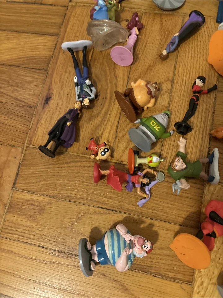 Huge Lot Of Disney cake Topper Figures- Toy Story Princess Pixar - Image 2 of 4