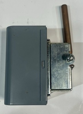 Honeywell Hot Water Heating Limit Immersion Control L4080B 1311