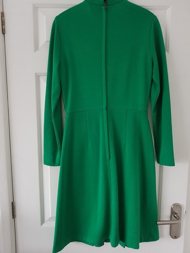 Vintage Dress size 8 - Picture 5 of 17