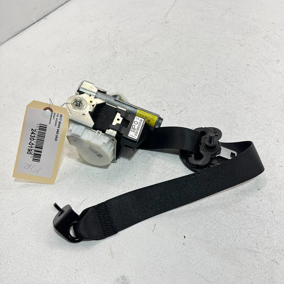 BMW 440i 2017-2020 delantero derecho pasajero cinturón de seguridad retractor OEM Foto 2 de 4