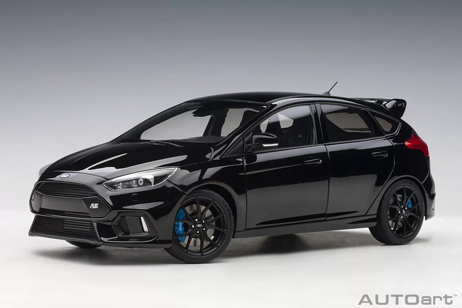 AUTOart Ford Focus RS Mk3 2016 Shadow Black 72952