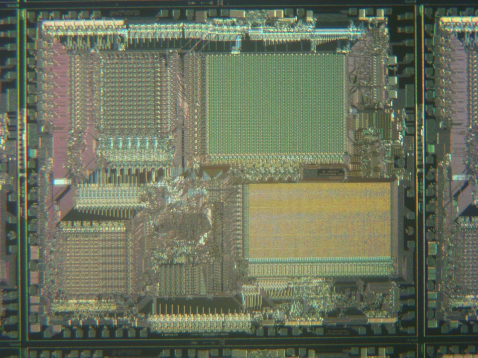 Histórica oblea de silicona Rockwell 1986 de microprocesadores hecha en EE. UU. - con estuche Foto 2 de 4