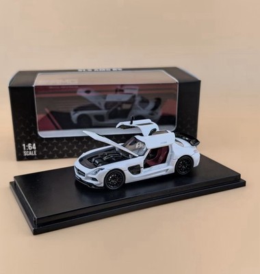 Fine Works 1/64 White Mercedes-Benz SLS AMG BS-Classic Luxury