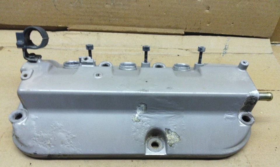 2003-2007 Honda Accord 3.0L Sedan OEM rear valve cover 03 04 05 06 07 - Image 2 of 4