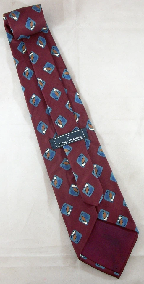 Daniel Hechter Maroon & Blue Paisley Check Silk Neck Tie 57" Long x 4" W (E766) - Image 3 of 3