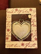 Things Remembered 2012 Christmas Tree Ornament Cream Beautiful Tooled Heart