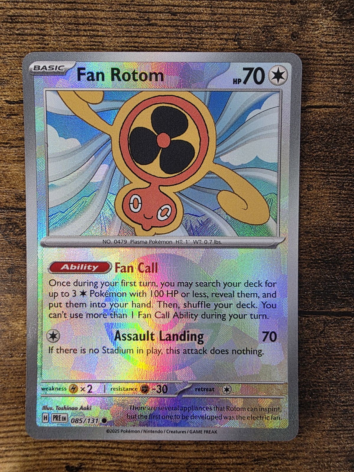 Fan Rotom (Poke Ball Pattern) 085/131 Prismatic Evolutions Holo