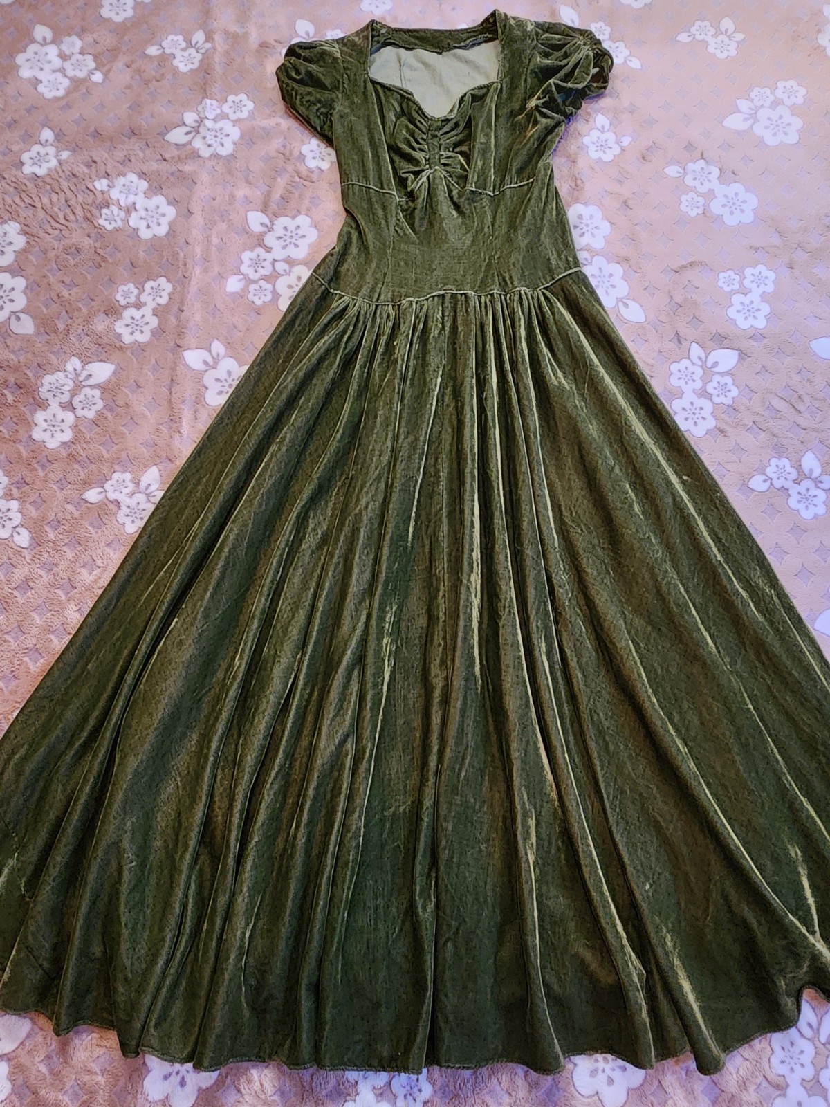 Vintage 1930's Green Velvet Gown Small