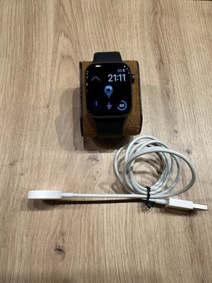 Apple Watch SE 1. Gen 44mm GPS Space Grey Akku 87% Ladekabel Smartwatch