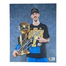 2020 Leaf Autographed Basketball Photograph Edition 18