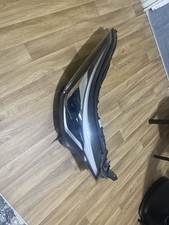 TOYOTA C-HR O/S Drivers Right Front Headlight Headlamp 81110 - F4290 0 2016-2023