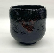 Schwarze Raku zylindrische Teeschale von Shoraku Sasaki mit Box Teebesteck UN...