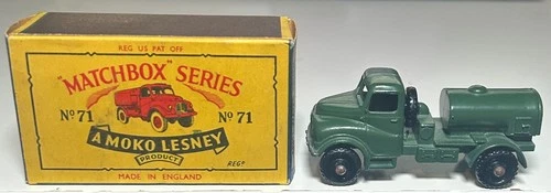 Matchbox Lesney #71 Green Army Water Truck With Box