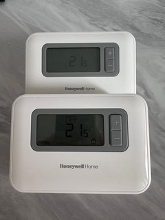 Honeywell T3 Wired Programmable Thermostat (2)