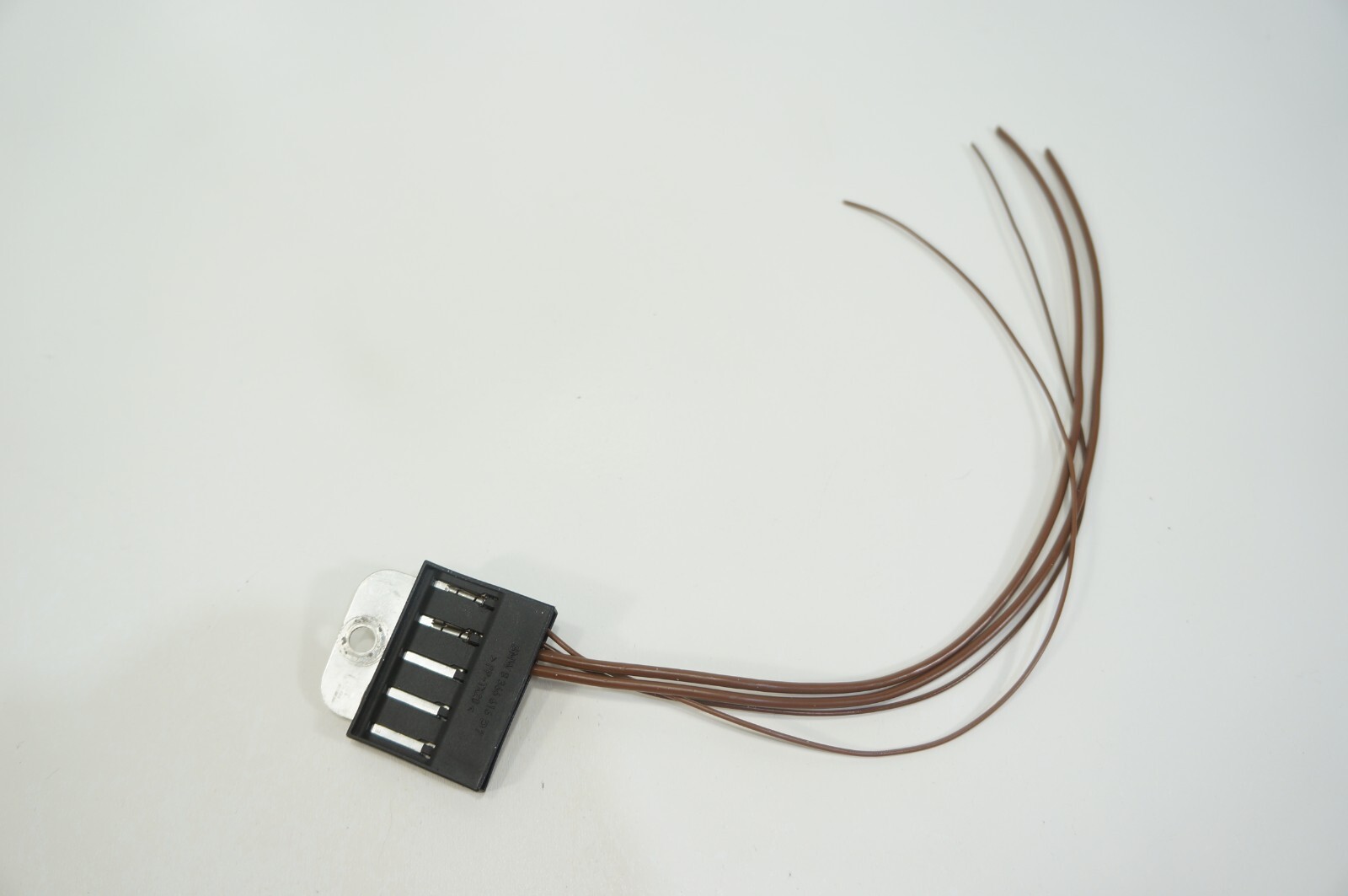 OEM BMW negative wire cable terminal clamp ground loom 8366616