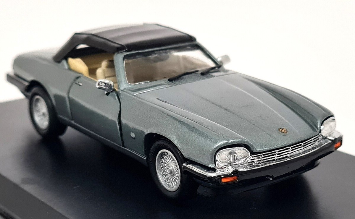 Minichamps 1:43 Jaguar XJS Coupé Année 1980 Bleu / Bleu Cobalt Metallique 400130422