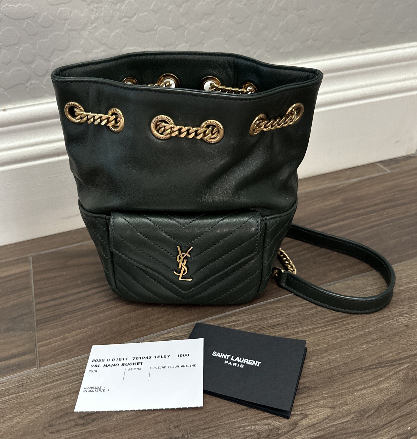 YVES SAINT LAURENT YSL Joe Mini borsa a secchiello nano verde
