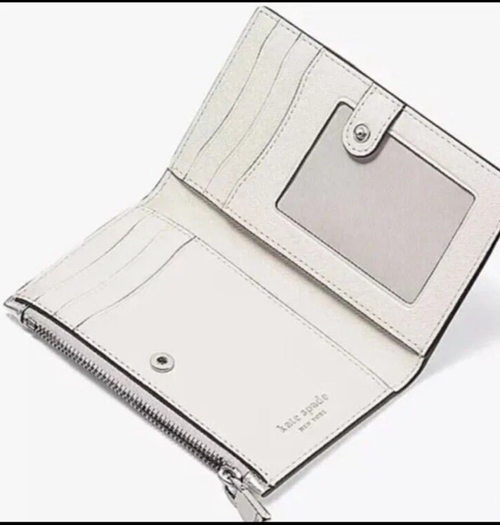 Cartera Kate Spade Shaken No Agitada Martini Apliques Delgada Doble Plegable Plateada Nueva con Etiquetas Foto 2 de 4