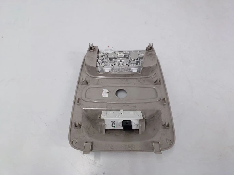 2014 RENAULT Captur 1.5 Diesel Interior Light Panel 739486822R - Image 2 of 4