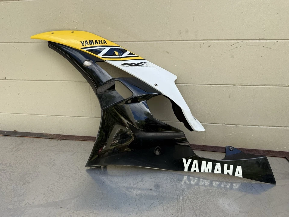 2006 06 YAMAHA YZF R6 R6R LEFT FRONT MID SIDE FAIRING COWL OEM 50th ANN  * MARKS - Image 3 of 4