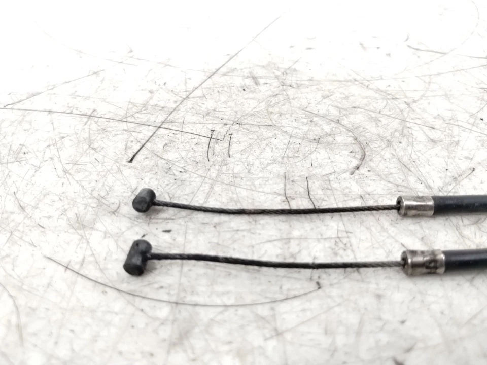 00-03 Suzuki GSXR 750 600 Exhaust Servo Cable Lines Pair - Image 2 of 4