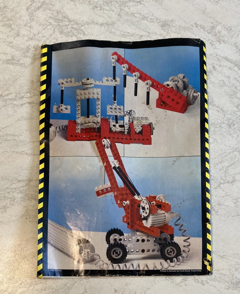 LEGO Technic 8055 Universal Building Set with Motor, photo 2 sur 5
