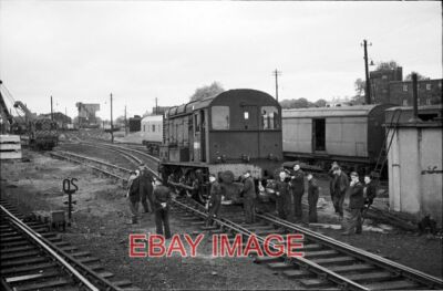 FOTO VON DER SCHIENE AM KINGMOOR LOKSCHUPPEN 1965 DIESE D3000 (SPÄTER 08) KLASSE MEIDER