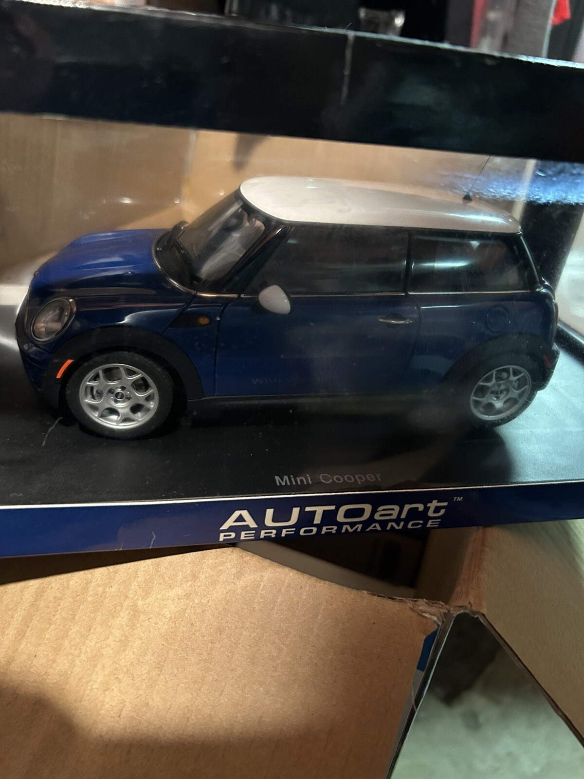 1/18 AutoArt 2006 MINI COOPER BLUE WHITE ROOF AUTOart #75002 Rare!