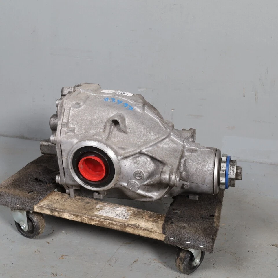 2018-2024 BMW X3 X4 Rear Carrier Differential 33108643134 OEM Used - Image 4 of 4