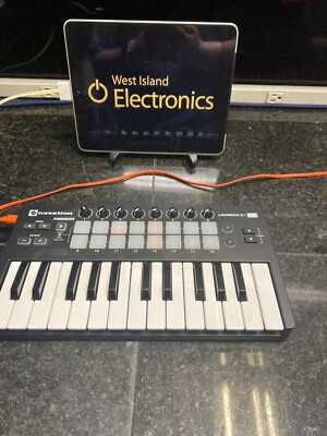 Novation LAUNCHKEY MINI MK2 25 Key USB Ableton Live Lite Keyboard-TESTED FOR PWR