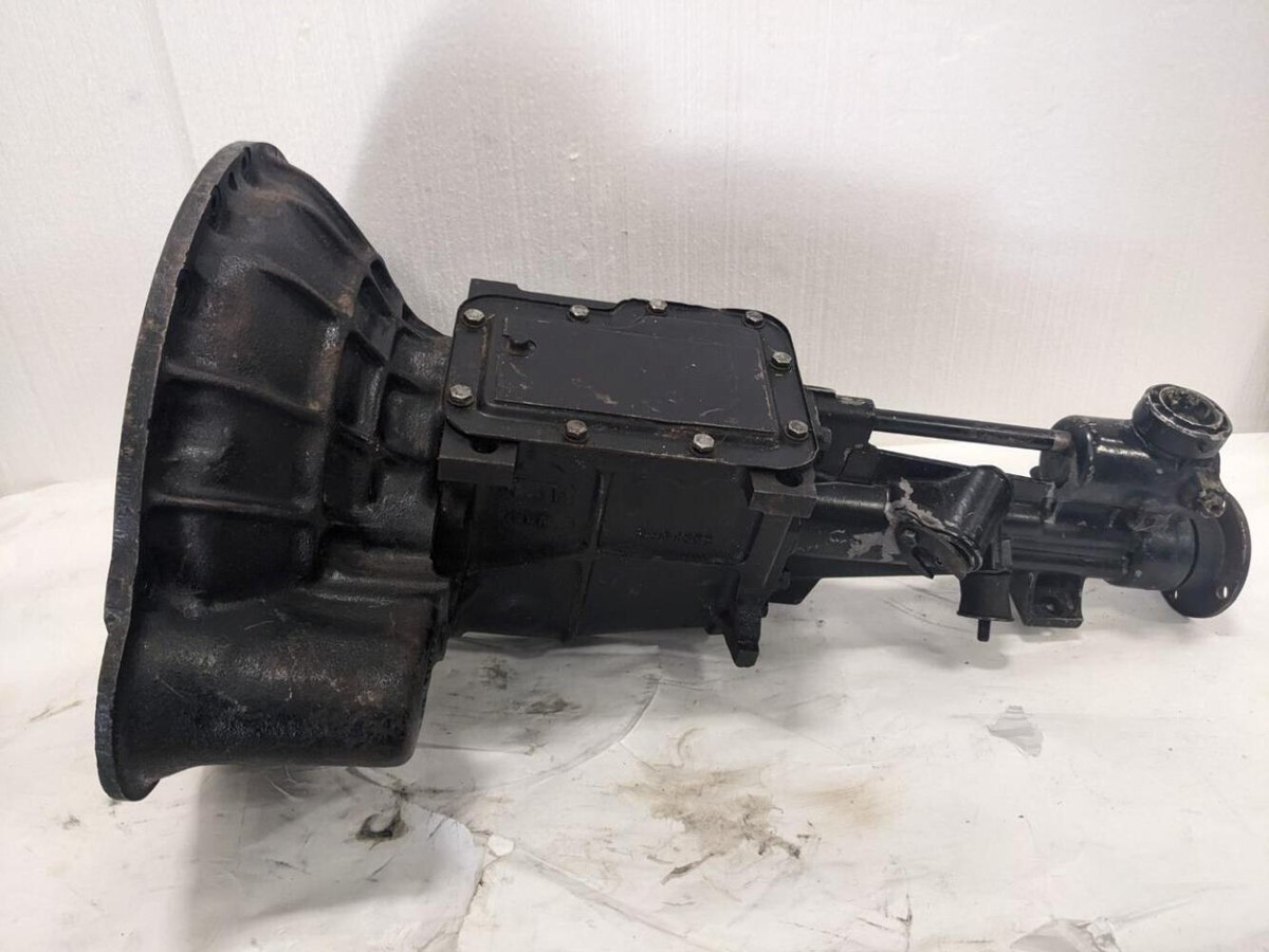 Triumph 22G1586TR7 Spitfire Single Rail Rear Gearbox Assembly BSR1