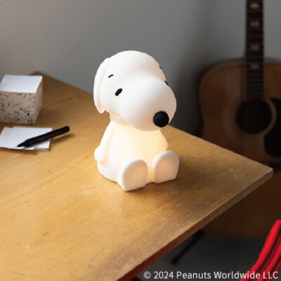 PEANUTS Snoopy FIRST LIGHT LED Tabletop Room Light Rechargeable