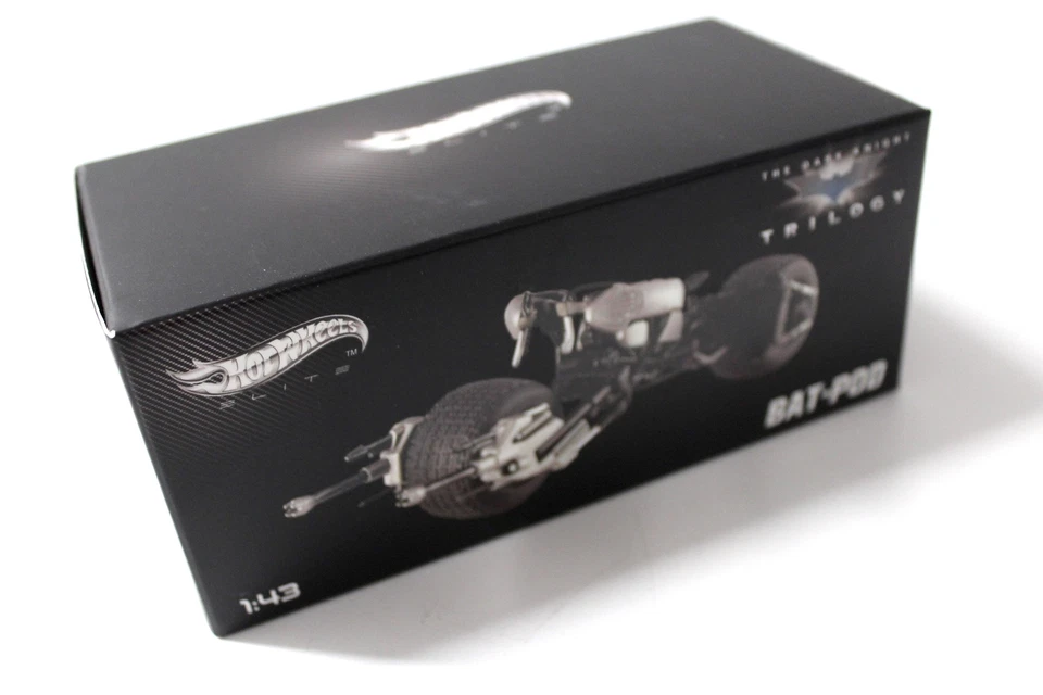 1:43 Hot Wheels Elite Motocicletta Batman Bat-Pod Dark Knight Trilogy - Immagine 3 di 3