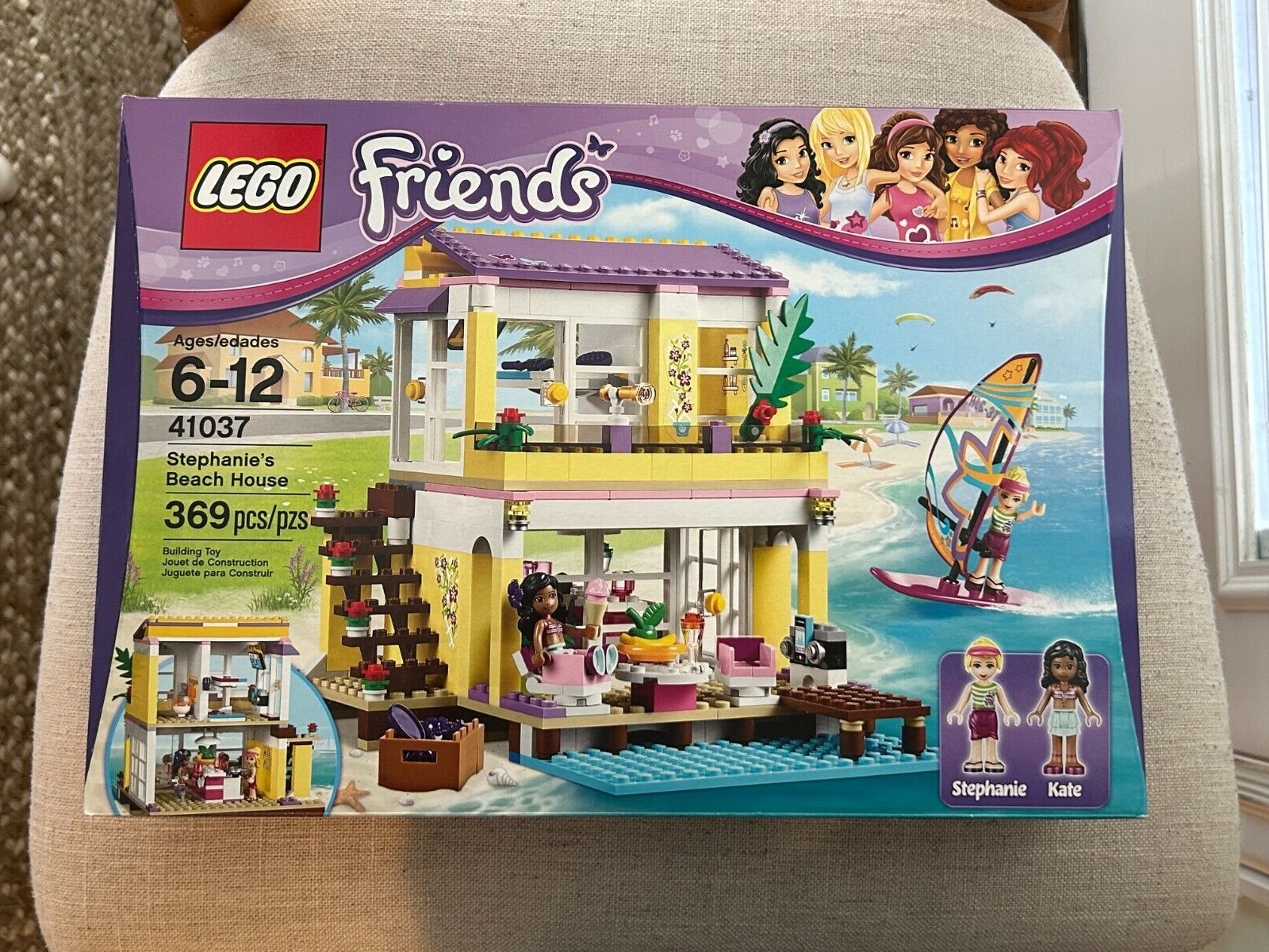 LEGO Friends 41037 Stephanie's Beach House 100% Complete with Box, Instructions