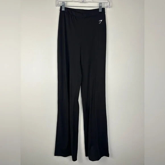 Gymshark Black High Rise Flared Leggings for Everyday Wear Size M