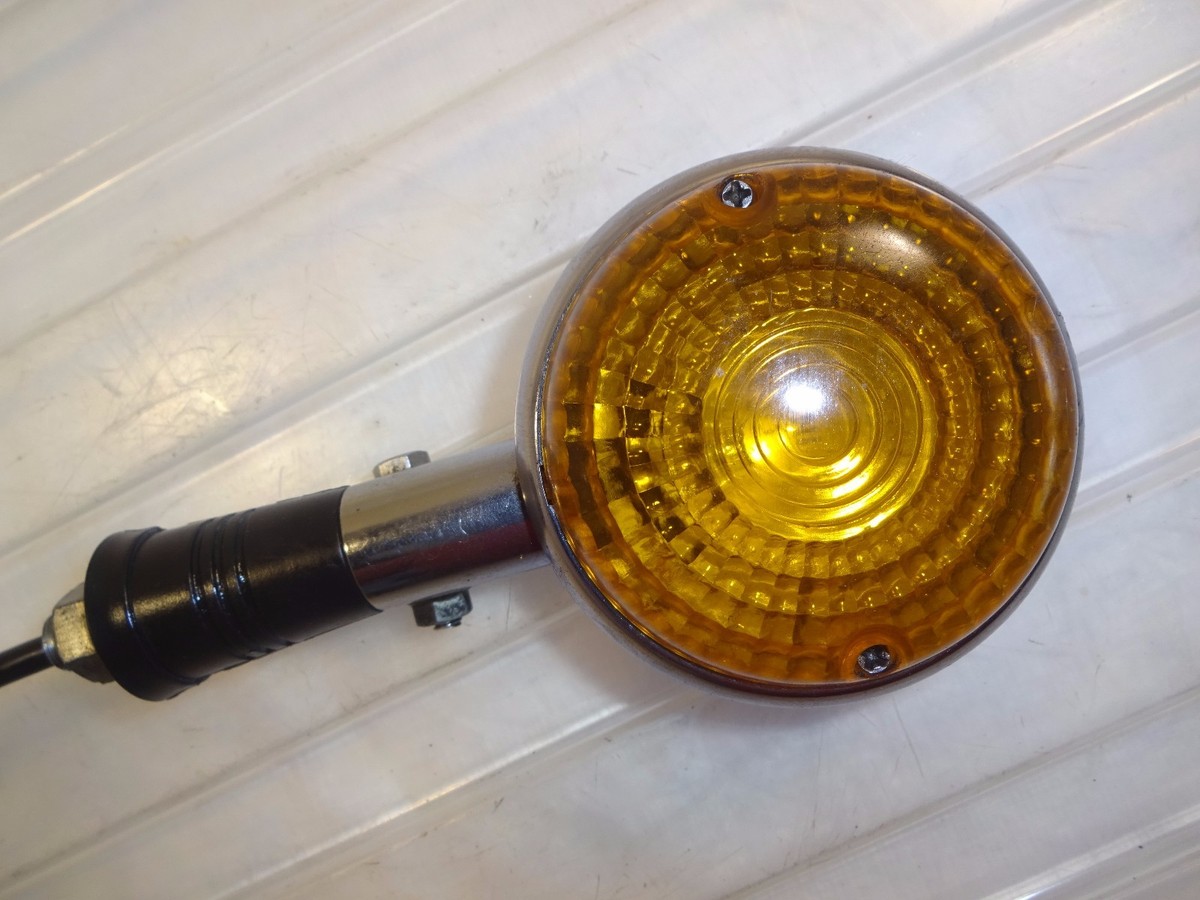 Yamaha 1985 V-MAX 1200 VMX12 OEM Front Left/Right Indicator Turn