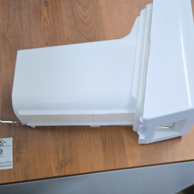 Samsung RF24J9960S4 Refrigerator Ice Master Ice Maker Ice Bin 