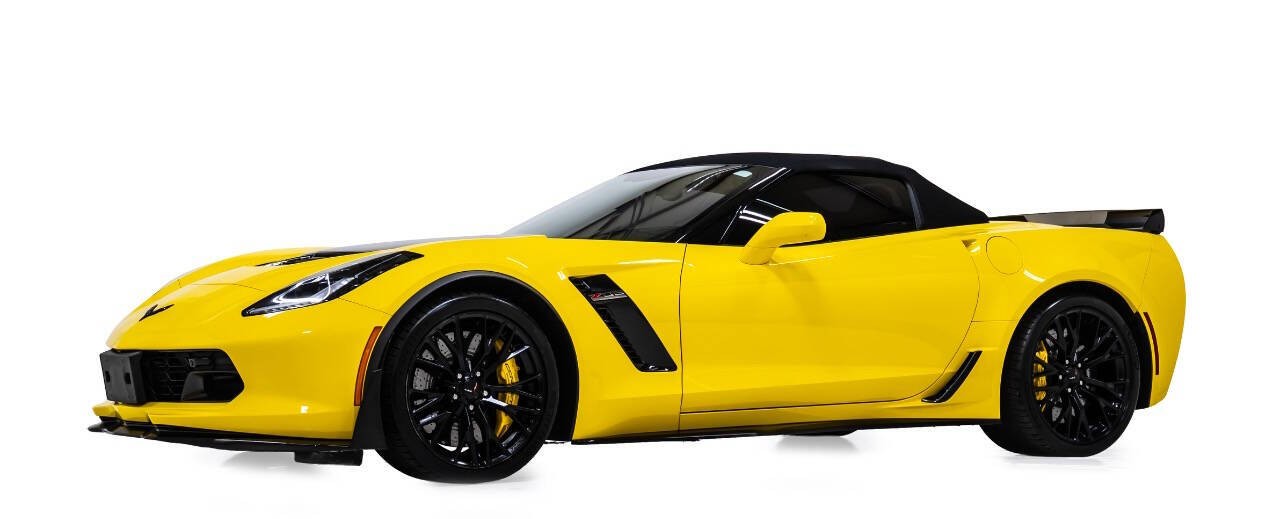 2018 Yellow Chevrolet Corvette   | C7 Corvette Photo 2