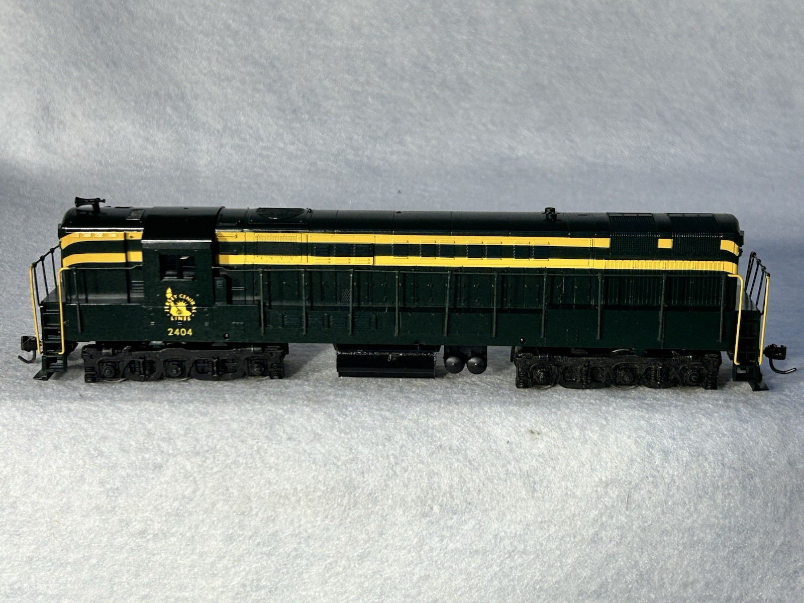 Picture 17 of 24