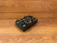 13-2016 CHEVY EXPRESS VAN SAVANA  FRONT SAM FUSE BOX ASPEN BLOCK RELAY FUSES OEM