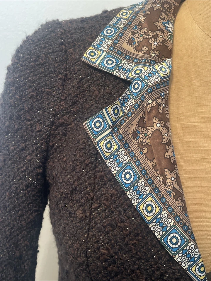 Chaqueta Blazer Nanette Lepore Marrón Bouclé Tweed Borde Seda Bolsillos con Lazo Talla S Foto 2 de 4