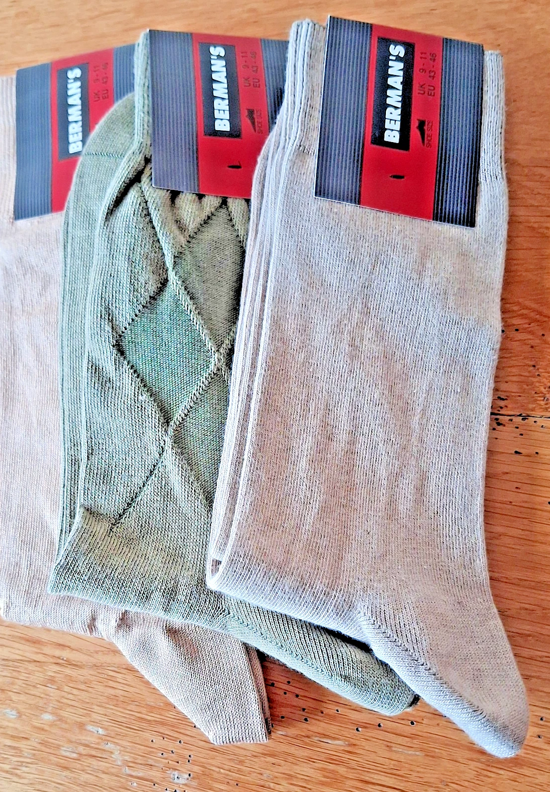 Socks for men in cotton , shoe size 6-11 autumn colours