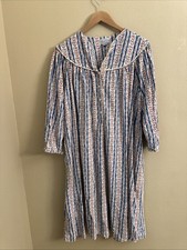 Lanz of Salzburg Nightgown Size Large Major Flaw - Read Description
