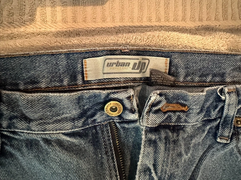 Kohl's Urban Up 牛仔裤 38W x 30L — 第 2/4 张图片