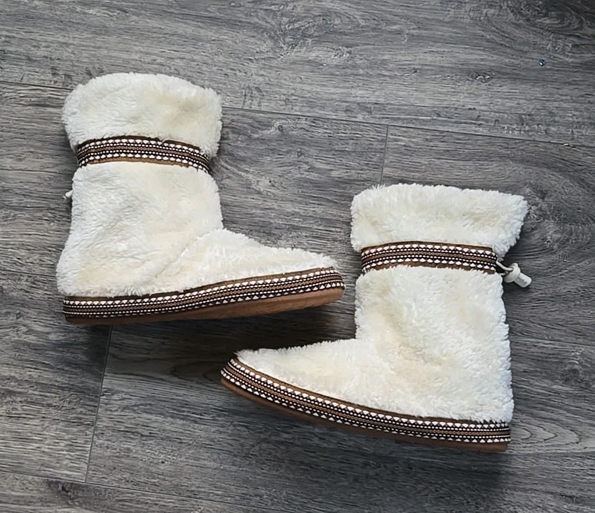 APL Woolrich Ciabatte da donna taglia 8 con stivaletti fuzzy BUONE