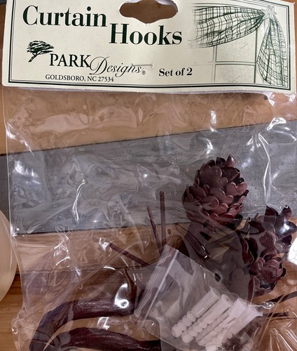 Park Designs Pine Cone Curtain Hooks - Thumbnail 3