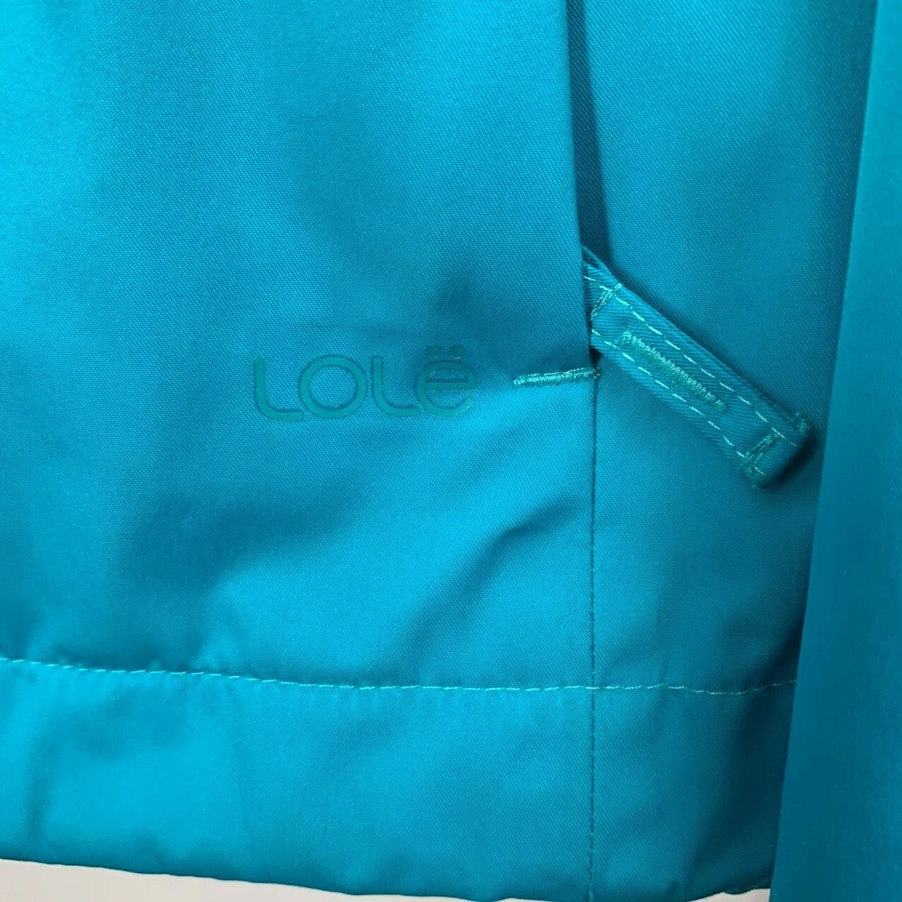 lole nylon waterproof full zip long sleeve hooded raincoat jacket