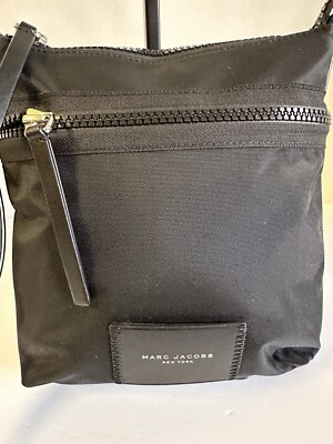 Marc Jacobs new york black crossbody Messenger Shoulder bag purse Traveler EUC